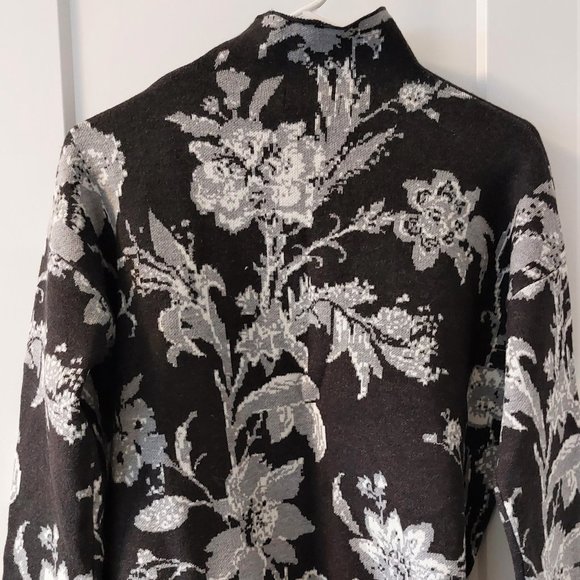 CYNTHIA ROWLEY Funnel Neck Long Sleeves Floral Sweater - Black/Grey/White - Med - Picture 6 of 6